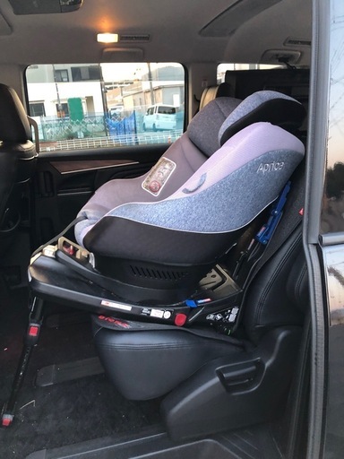 定価7〜8万円-ISOFIX アップリカ チャイルドシート 安全安心 現品確認可能です！ 