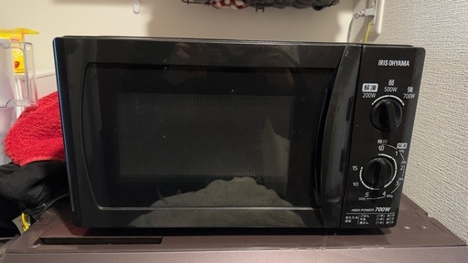 IRIS OHYAMA 電子レンジ 700W ブラック (K) 三国のキッチン家電《電子