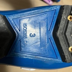 子供スキーブーツの画像