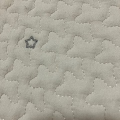 イブルふんわりマット　抱っこ布団　お昼寝マットの画像