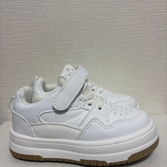 【新品未使用】 ホワイト ベビーシューズ 14cmの画像
