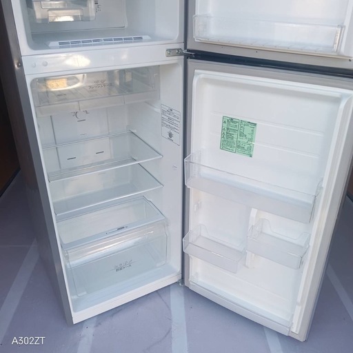 C068 送料設置無料ハイセンス人気モデル大型冷蔵庫227L (冷蔵庫 洗濯機