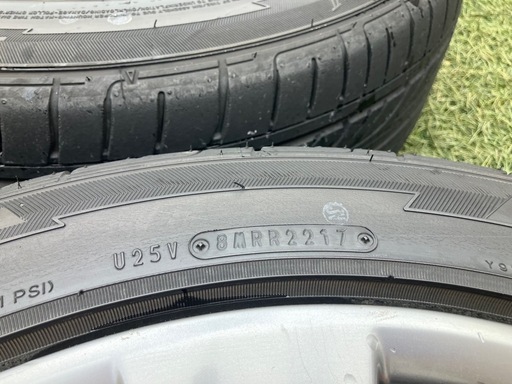 アルファード純正　235/50R18