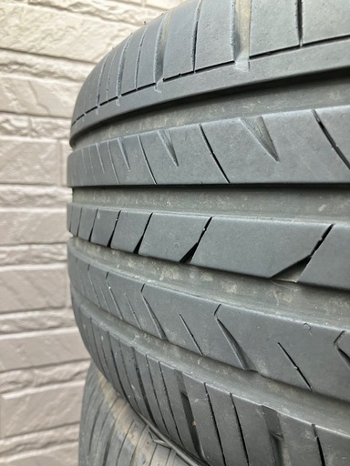 アルファード　純正　235/50R18

