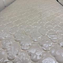 0円！セミダブル　マットレス　２つ　モダンデコの画像