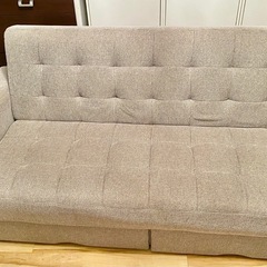 スツール付きソファの画像