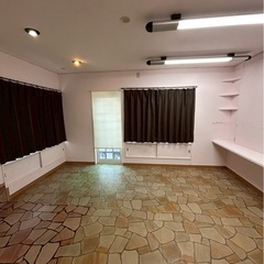 床レベラー出来る方探してます