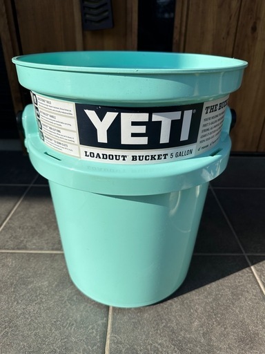 YETI ロードアウト5ガロン　バケツ