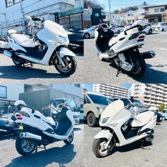マジェスティ125fi お洒落ホワイト♪カスタム車両ですが普通に乗りやすい車両です^_^の画像