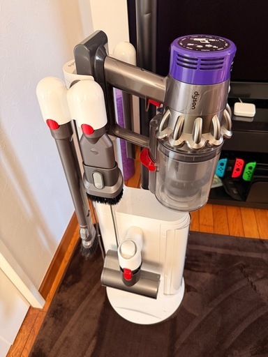 Dyson  cyclone V10 Fluffy 収納スタンド付き