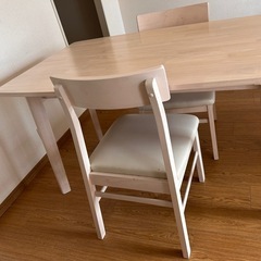 ニトリ ダイニングテーブル 椅子2脚 セット スタディの画像