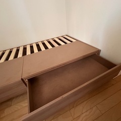 シングルベッド　収納付き
の画像