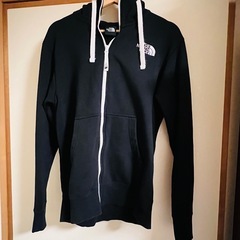 THE NORTH FACEパーカーSサイズの画像