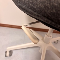 IKEA 回転椅子
の画像