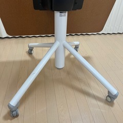 イトーキ ソレイユ 会議テーブル（キャスター脚・天板フラップタイプ）の画像