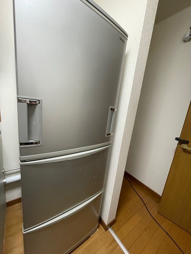 2011年製両開き冷凍冷蔵庫 (はりー) 近文の生活家電《その他》の中古