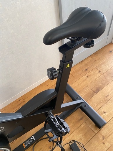 SIXPAD フィットネスバイク モニター付き　The Bike　ザバイク
