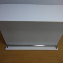 ニトリ　バーカウンター    白　  の画像