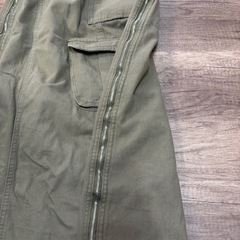 レディース　カーキ　サイドジッパー　スカート　Sの画像