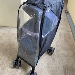 アップリカ　クルリー　ネイビー　レインカバー付きの画像