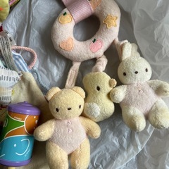 赤ちゃんのおもちゃ、ガラガラ、ファミリアの画像