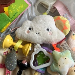 赤ちゃんのおもちゃ、ガラガラ、ファミリアの画像