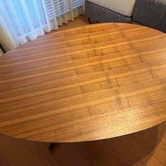 ACTUS ダイニングテーブルの画像