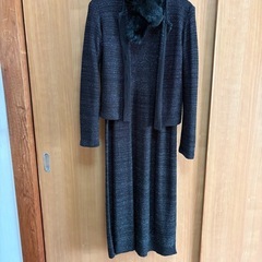 COMME CA DU MODE BLANC D'OEUF（コムサ・デ・モード ブロンドフ）　ワンピース　ボレロ　ファー　ペチコート付きの画像