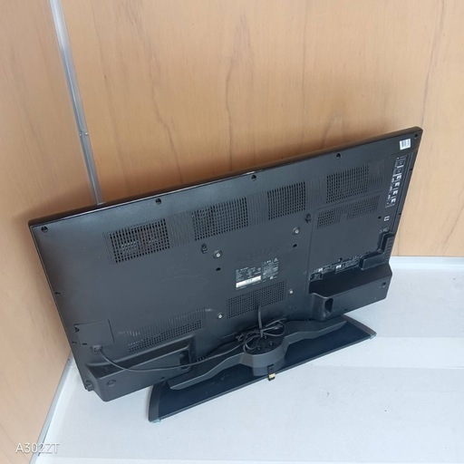 K093 送料無料 SHARP40インチ液晶テレビ展示品 (白家電) 成田のテレビ