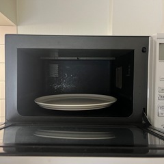 SHARP 電子レンジ RE-S704-W 2018年製 動作良好 の画像