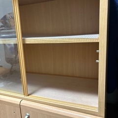 食器棚の画像