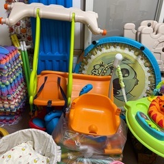 ベビー玩具、歩行器、プレイマット、三輪車等の画像