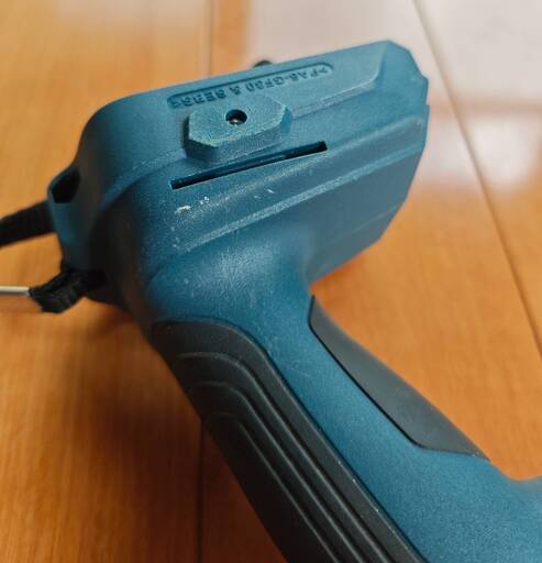 BOSCH バッテリーインパクトドライバー　状態良好