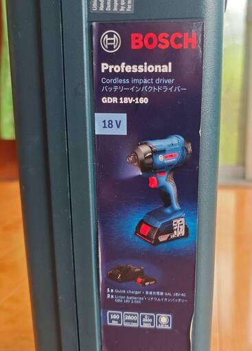 BOSCH バッテリーインパクトドライバー　状態良好