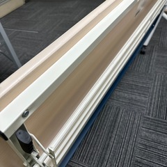 折りたたみテーブルの画像