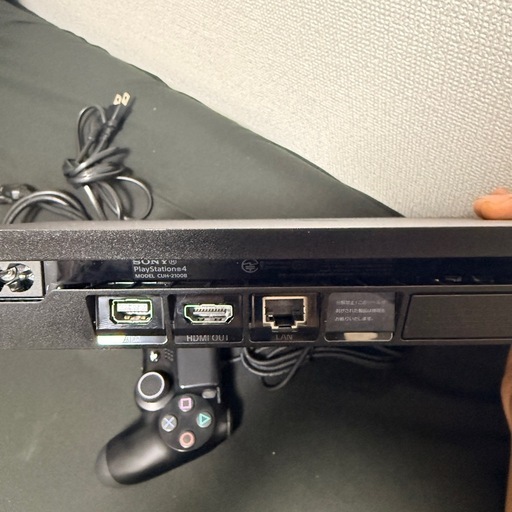 SONY PlayStation4 CUH-2100B 1TB 
