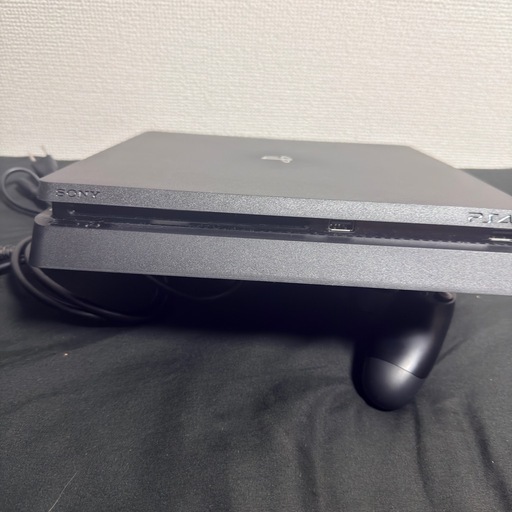 SONY PlayStation4 CUH-2100B 1TB 
