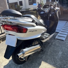 ヤマハ マジェスティSG03J 実動車の画像