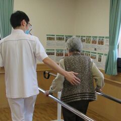 【未経験の方も歓迎】介護職員／半日デイサービス／地域密着型の少人数施設の画像