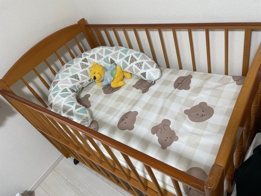 木製ベビーベッド (♡) 千葉ニュータウン中央のベビー用品《ベビー