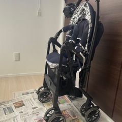 combi コンビ　ベビーカー　スゴカル　4キャスの画像