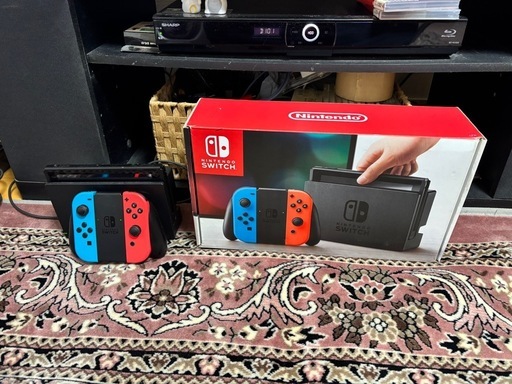 Nintendo    Switchソフト2個付き！お得?
