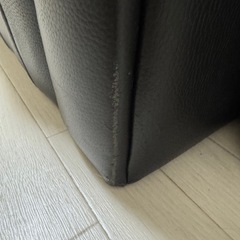 【無料】2人掛けソファ ブラック チェスターフィールド風 の画像