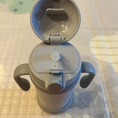 サーモス　水筒の画像