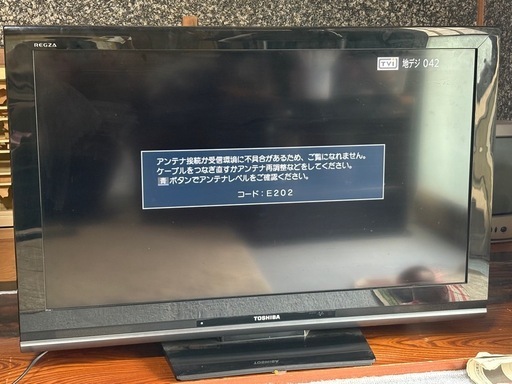 TOSHIBA 液晶テレビジャンク品 (りん) 柳原のテレビ《液晶テレビ》の