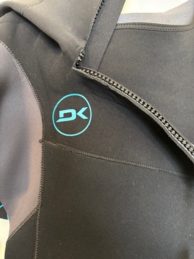 最終値下げ　新品未使用　DAKINE ウエットスーツ