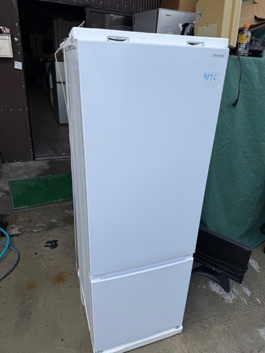 NO B876?福岡市内配送設置無料✨?ヤマダオリジナル 冷蔵庫 179L 右開き 2ドア 幅48.6cm 一人暮し向け 耐熱トップテ