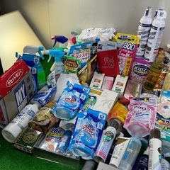 日用品　大量　まとめ売り  水　2Lの画像