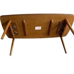 横長 テーブルの画像