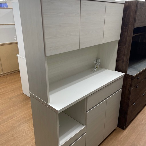☆ドリーム荒牧店☆ジモティー割引有☆【クリーニング済み】土井インテリヤ工業/3枚扉オープンボード